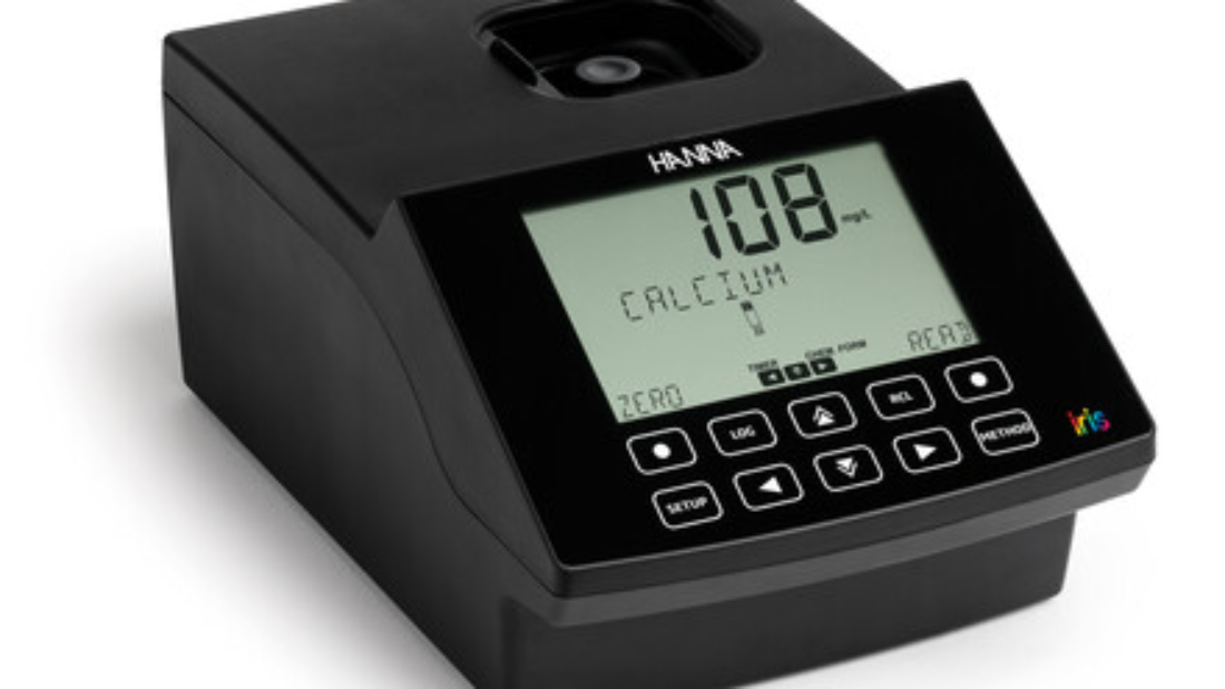 Spectrophotomètre IRIS HI802